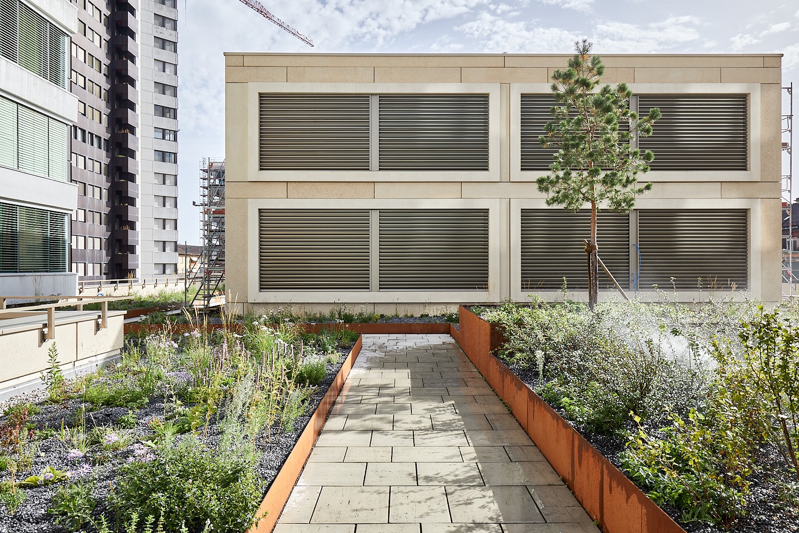 Kantonsspital St. Gallen Wetterschutzgitter