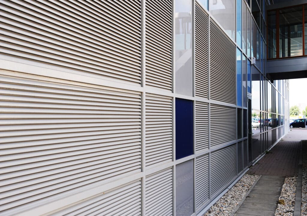 Lüftungsgitter Wand